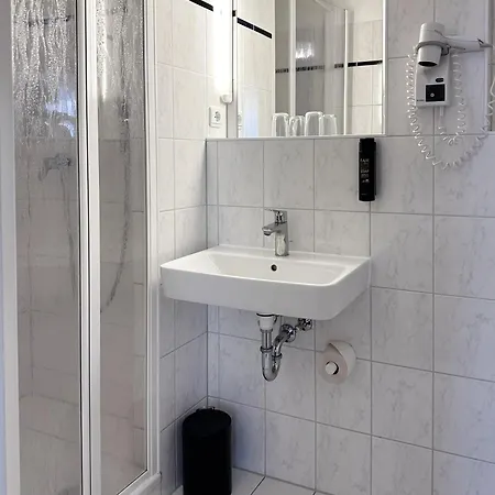 Berliner Hof By Coffee Fellows Otel Kiel