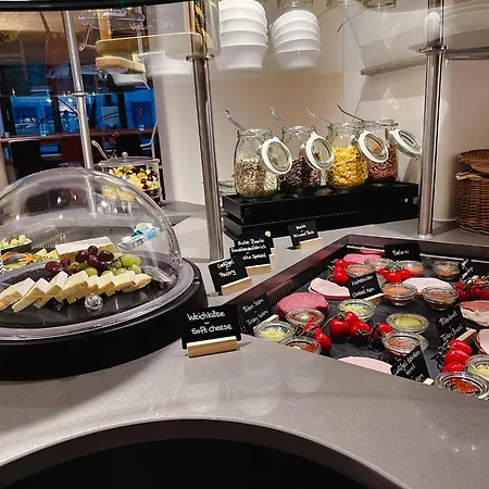 Berliner Hof Hotel 3*