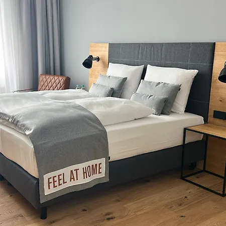 Hotel Berliner Hof By Coffee Fellows 3*