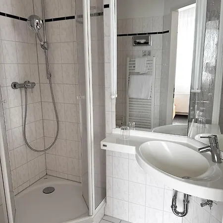Berliner Hof By Coffee Fellows Otel 3*
