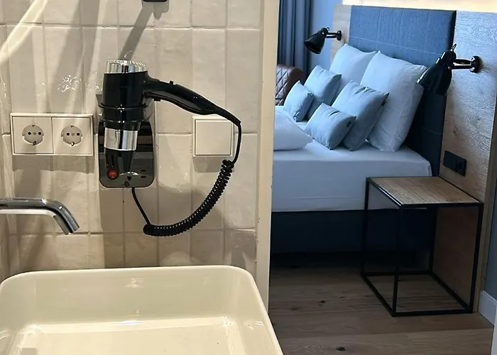 Hotel Berliner Hof By Coffee Fellows 3*